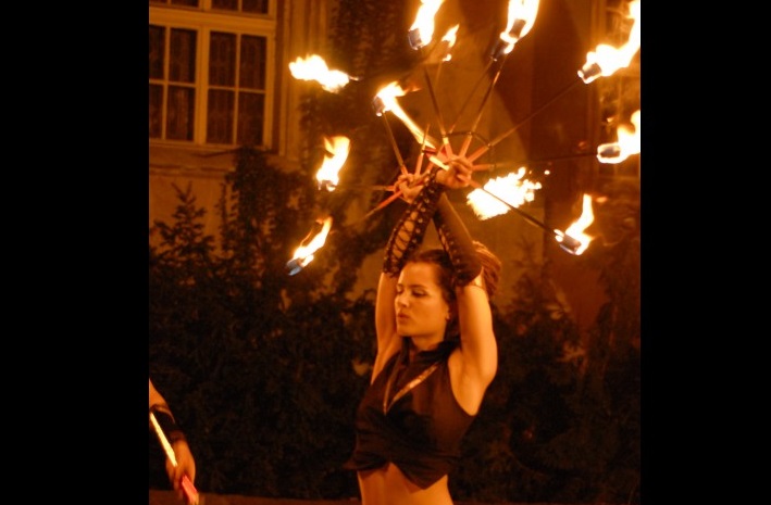 Eventails de feu Gora 5 branches (la paire)