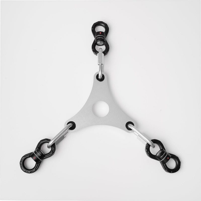 Plaque triangulaire d'ancrage +3x Maillons/30 kN SWIVELS